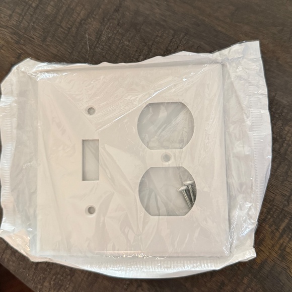 36 Piece Light Switch Cover Bundle Mixed Styles - Picture 2 of 10